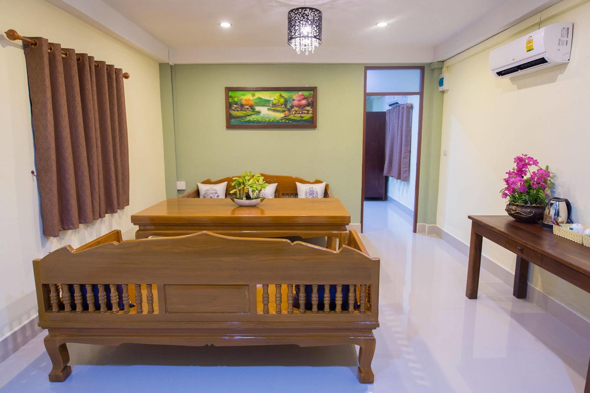 Sri Siam Resort Kanchanaburi Exterior photo